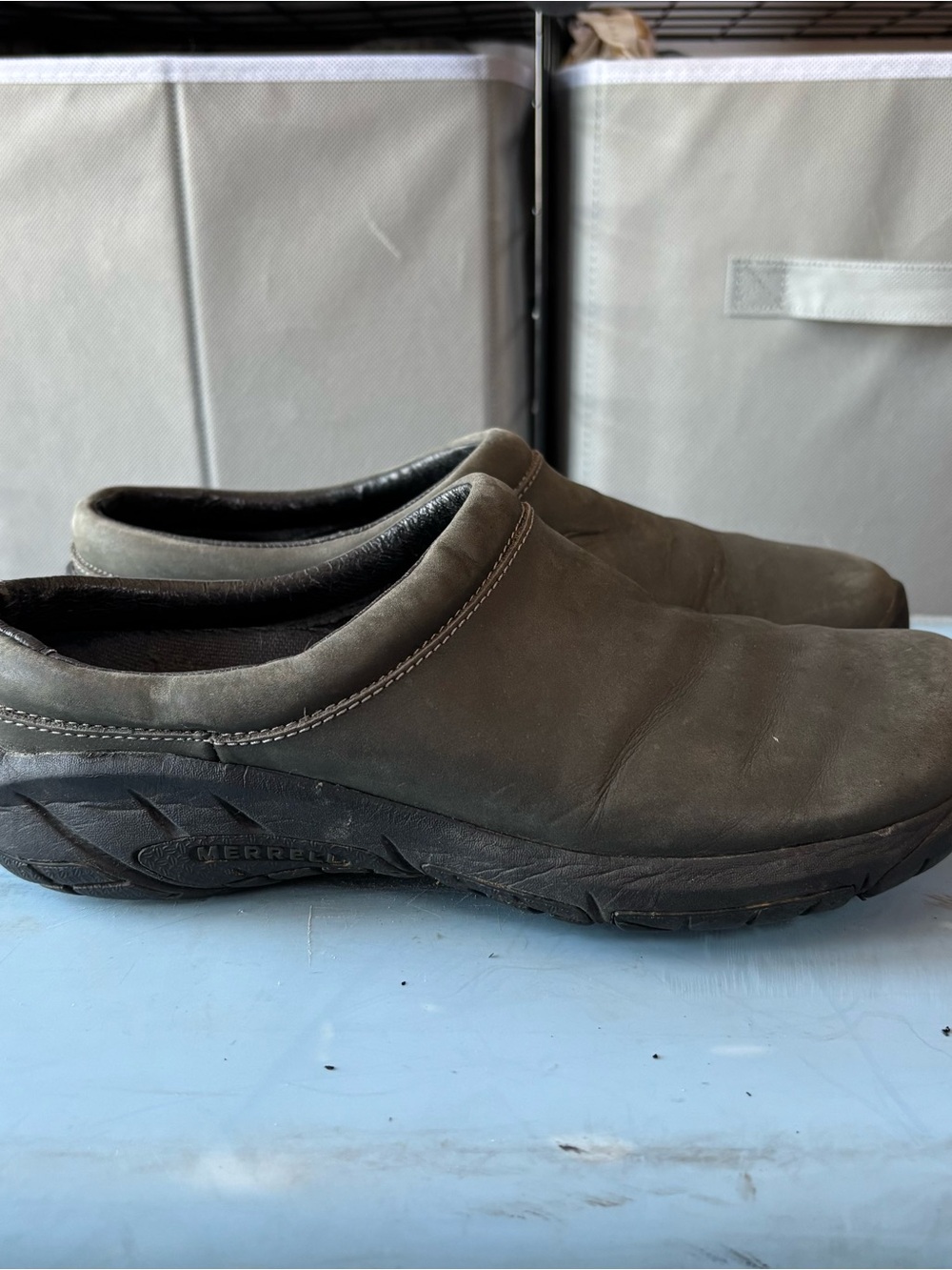 Merrell size 7 Slip-On Casual Shoe in Brown